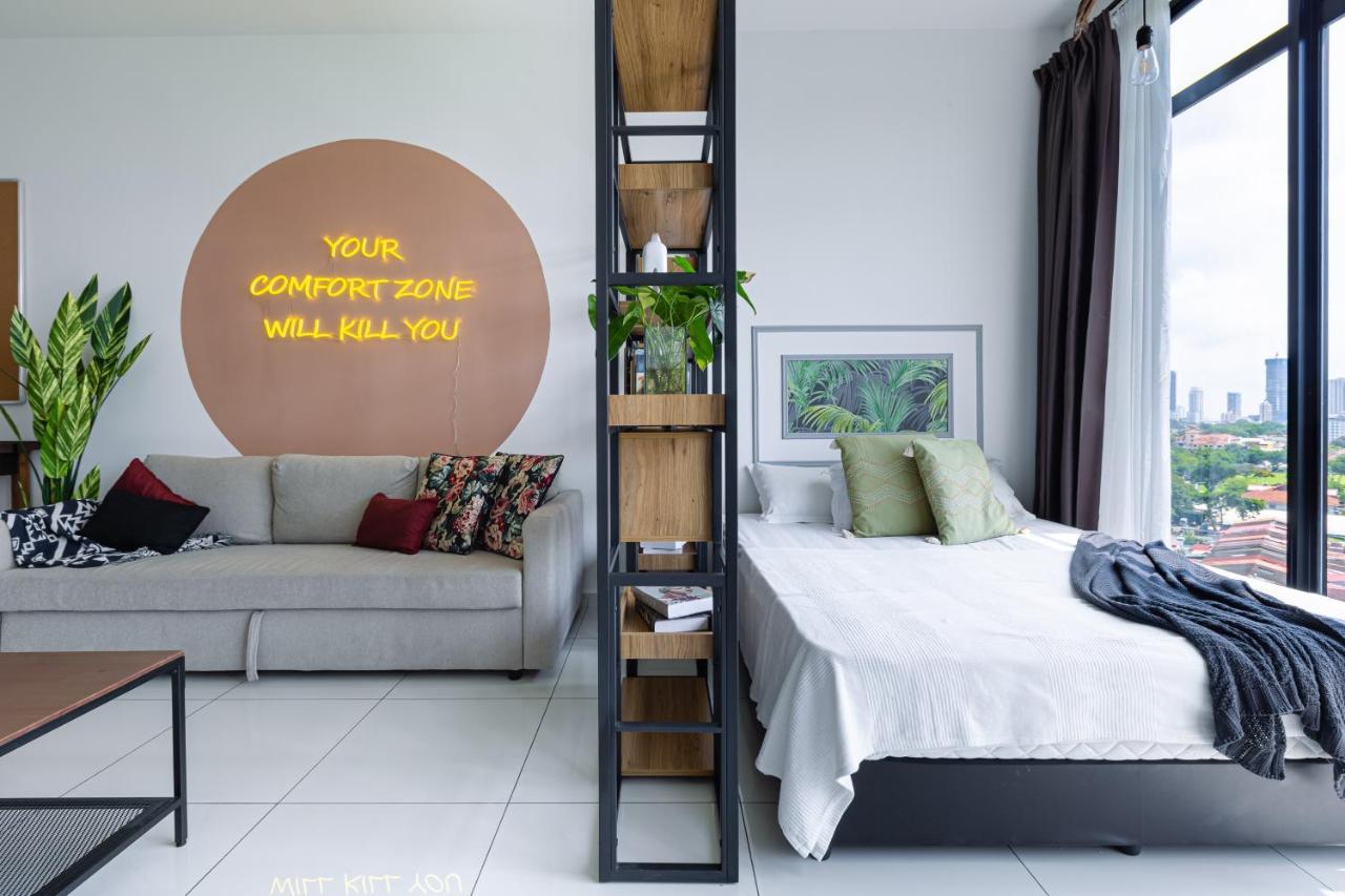 Beacon Executive Suites Джордж Таун Екстериор снимка