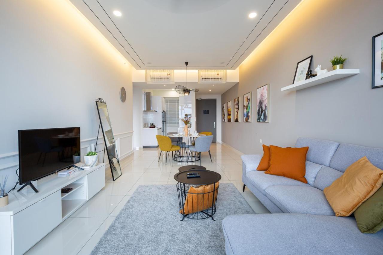 Beacon Executive Suites Джордж Таун Екстериор снимка