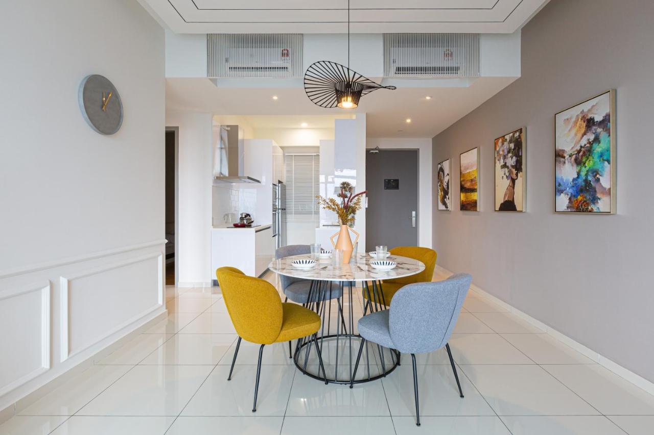Beacon Executive Suites Джордж Таун Екстериор снимка